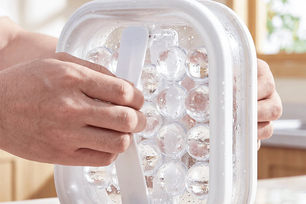 🔥70% OFF 2-in-1 Press Ball Ice Maker – Portable Household Ice Tray